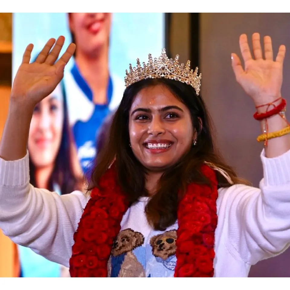 Manu Bhaker Olympic medal winner talks about actor Vijay darling Tamil News 