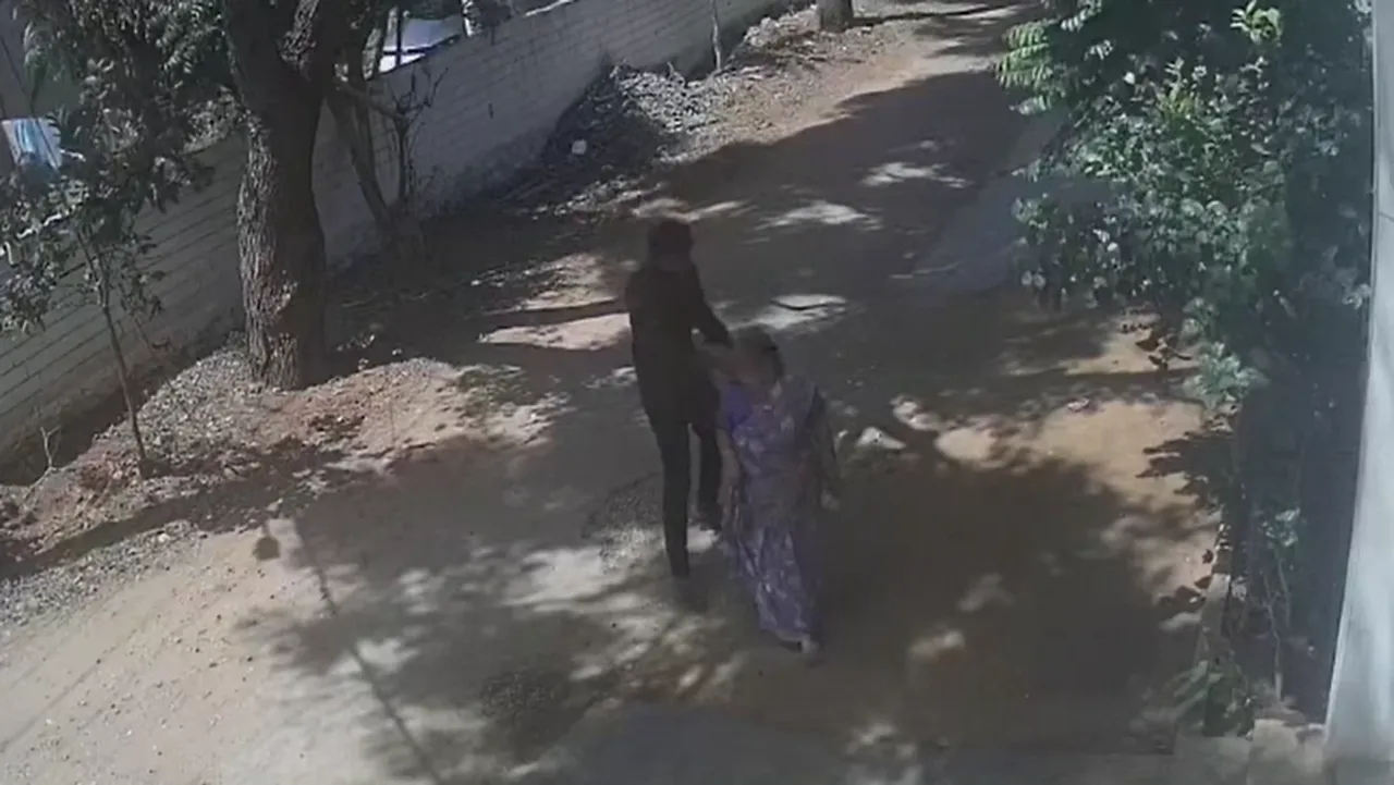 chain snatching from Coimbatore old woman