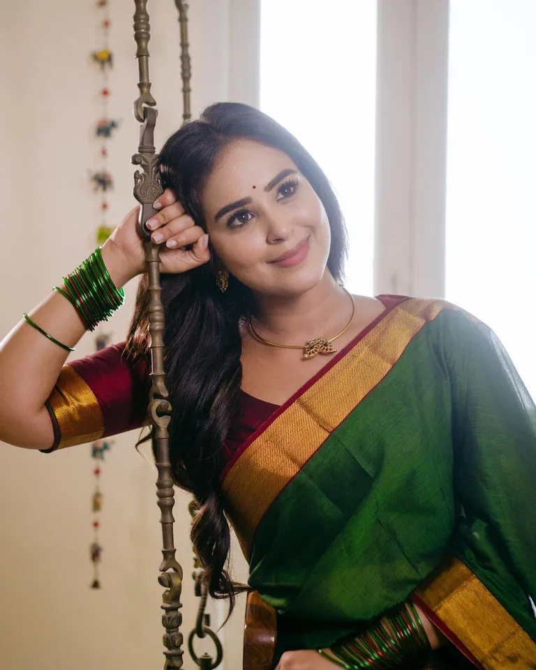 Kanmani Manohara