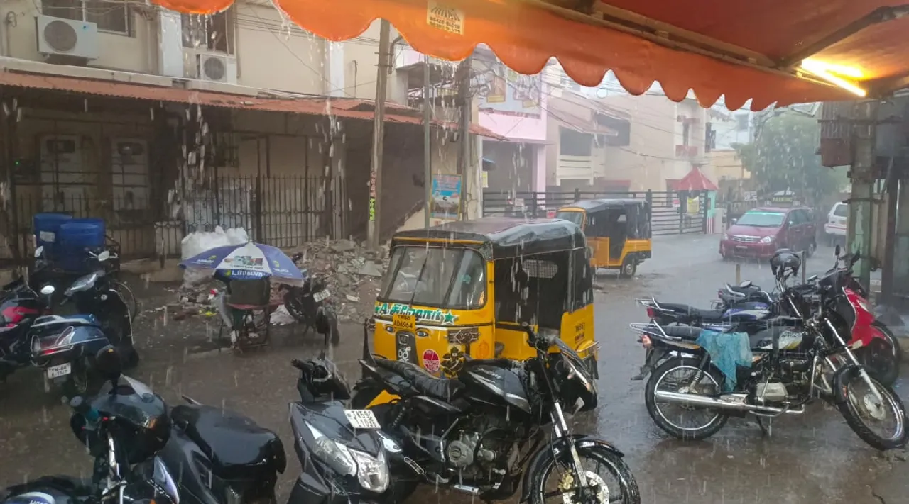 Madurai Heavy Rain uproots trees electric poles in city Tamil News 