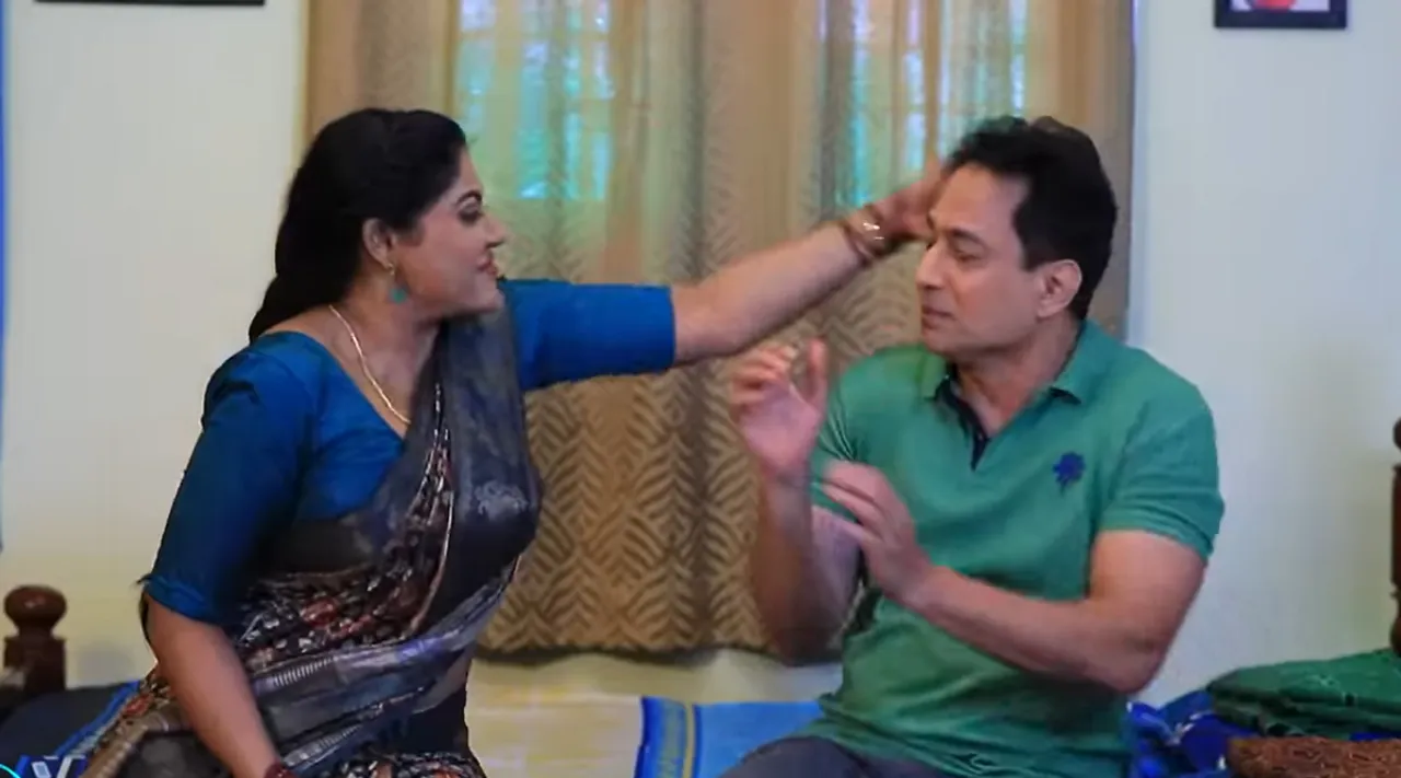 Radhika Gopi Clash