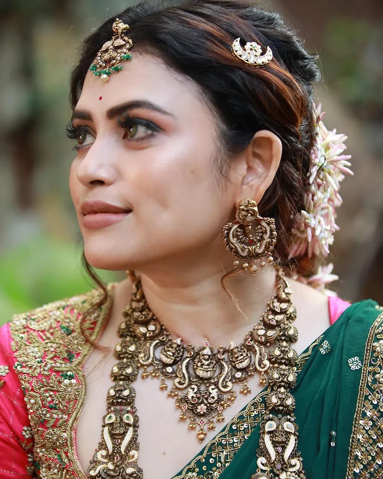 farina azad 