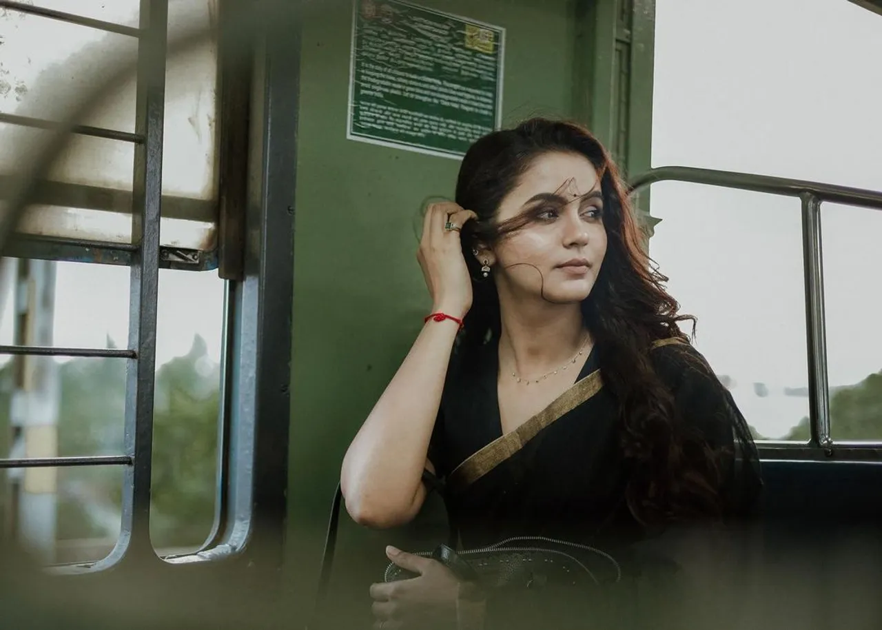 Chaithra Red 24 (10)