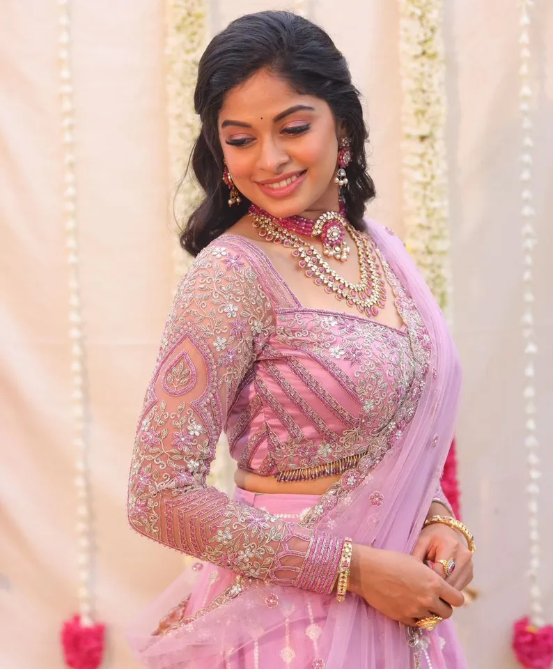 Dharshana 
