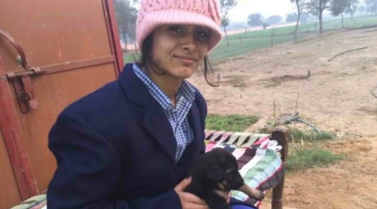 Manu Bhaker Paris 2024 medallist childhood pics Tamil News 
