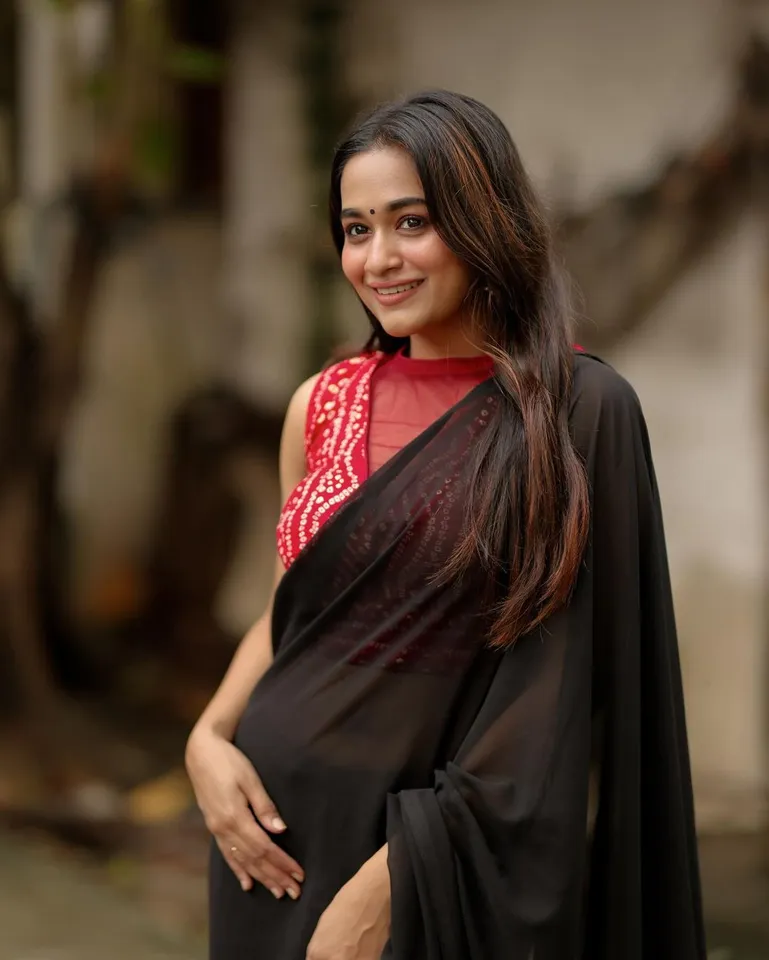 pandian stores kaavya