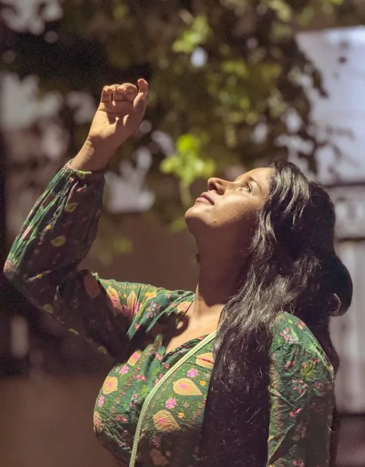 actress Gabriella Sellus new look is attracting fans