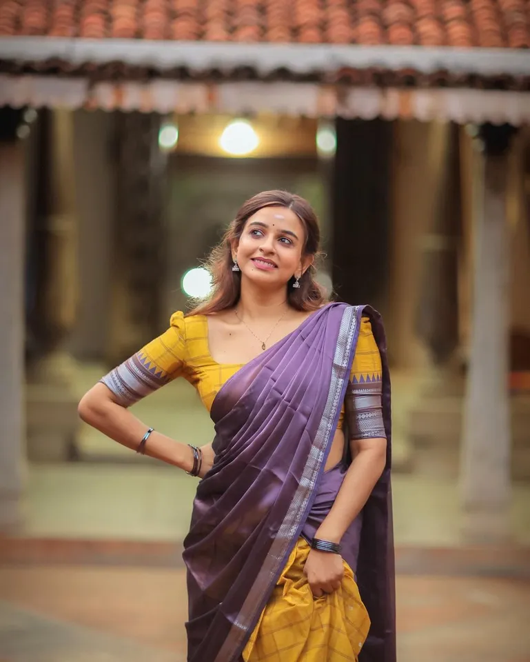 Divya Ganesh 