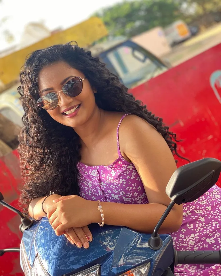 Gomathi Priya1