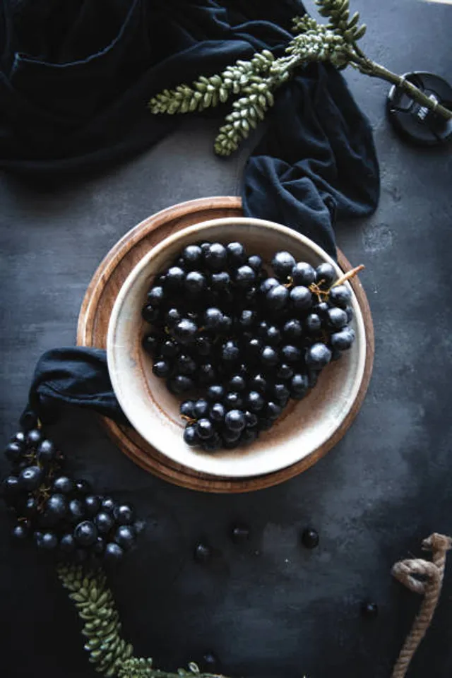 black grapes