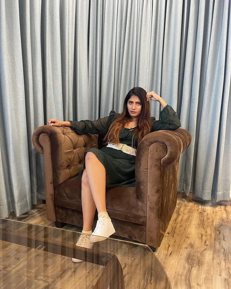 Julie 