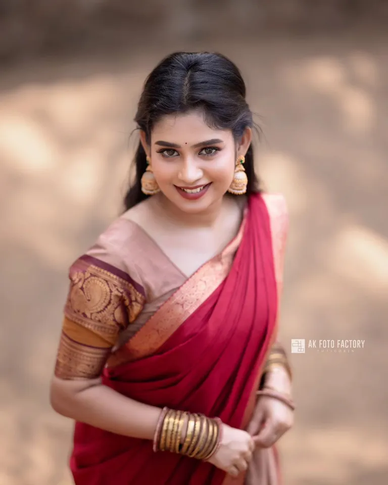 Bigg boss janany 