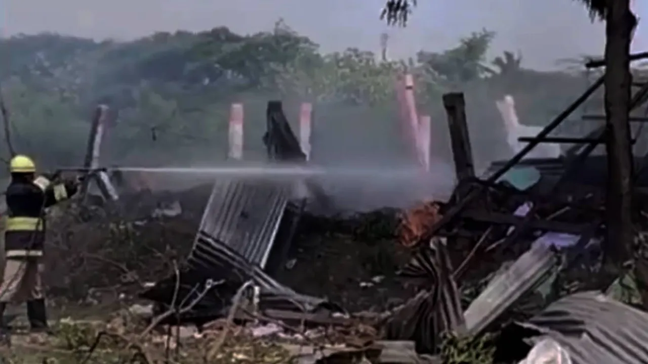 mannarkudi fire