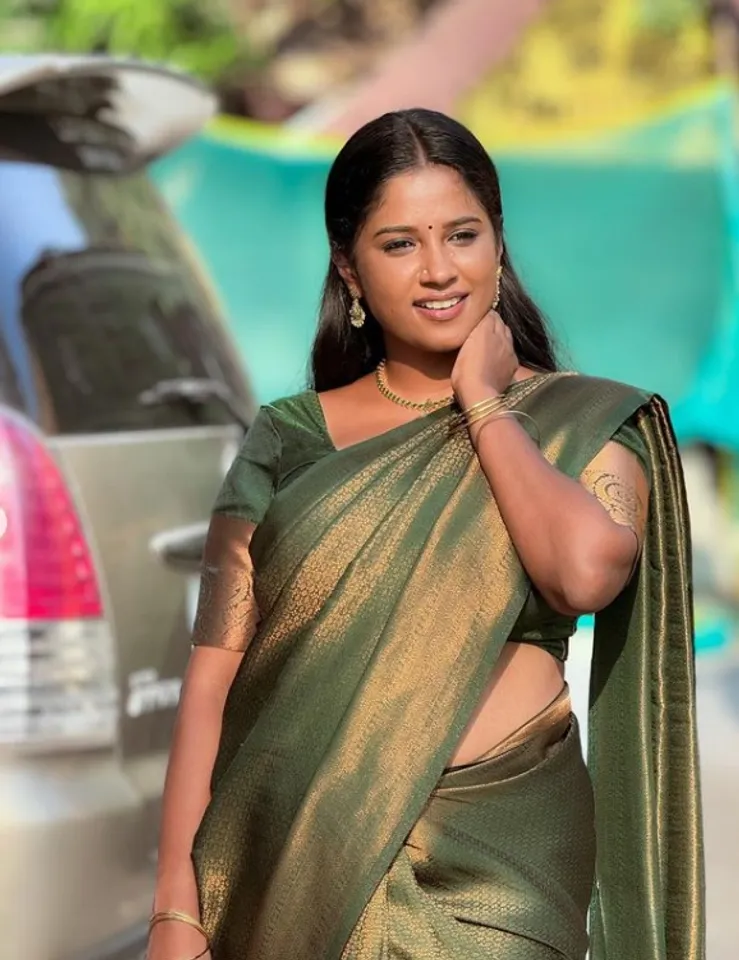 actress Gabriella Sellus new look is attracting fans