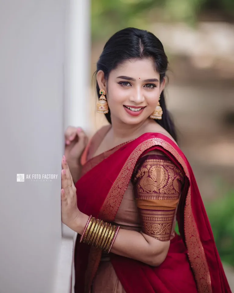 Bigg boss janany 