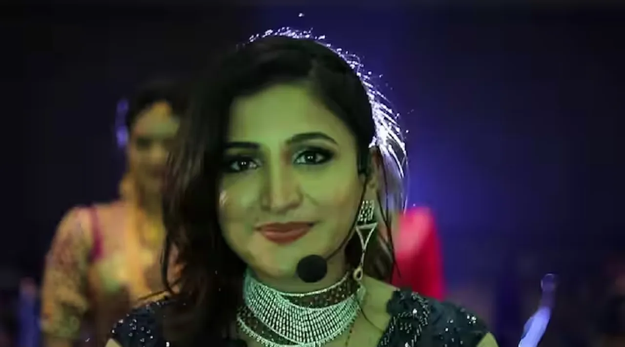 Actress Santhoshi