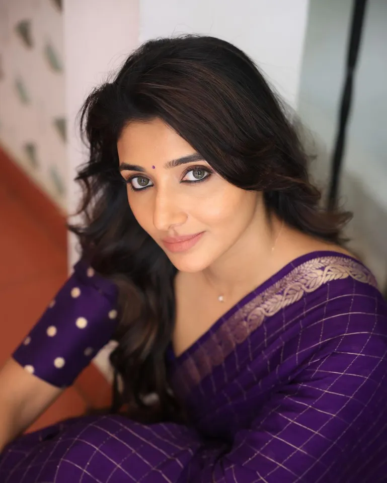 Mirnaa
