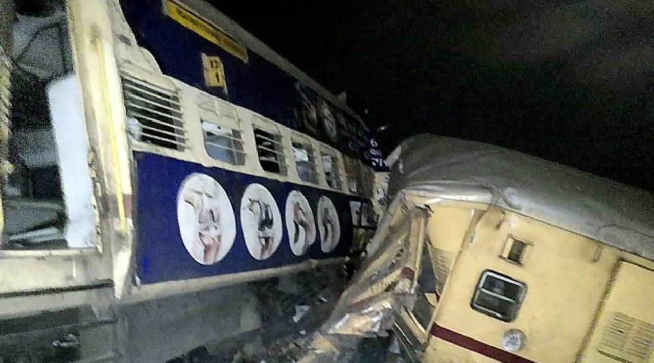 Andhra train.jpg