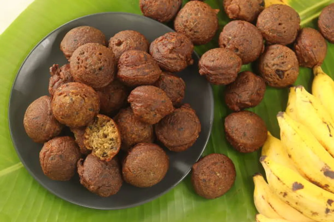 paniyaaram