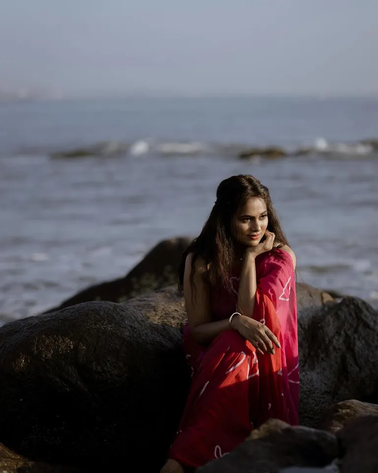  Ramya Pandiyan 