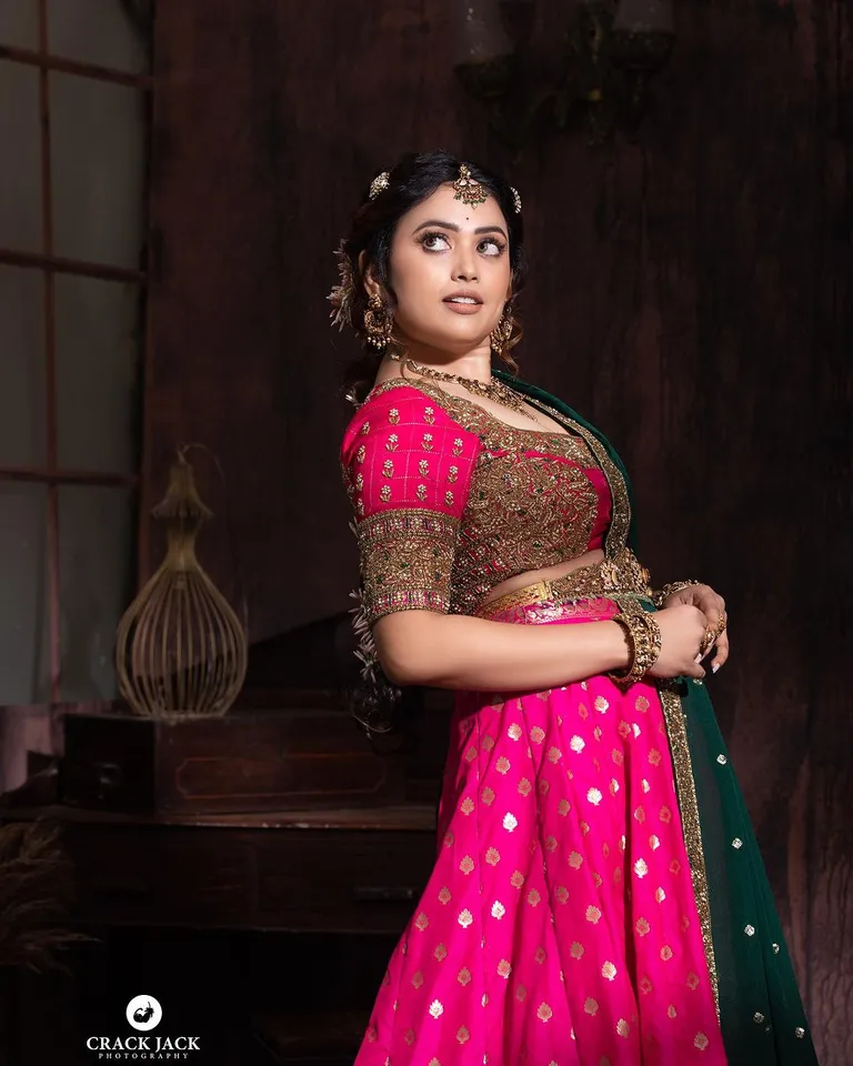farina azad 