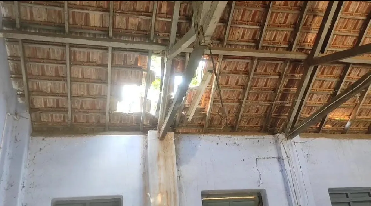 Coimbatore Annur high school building critical condition Tamil News 
