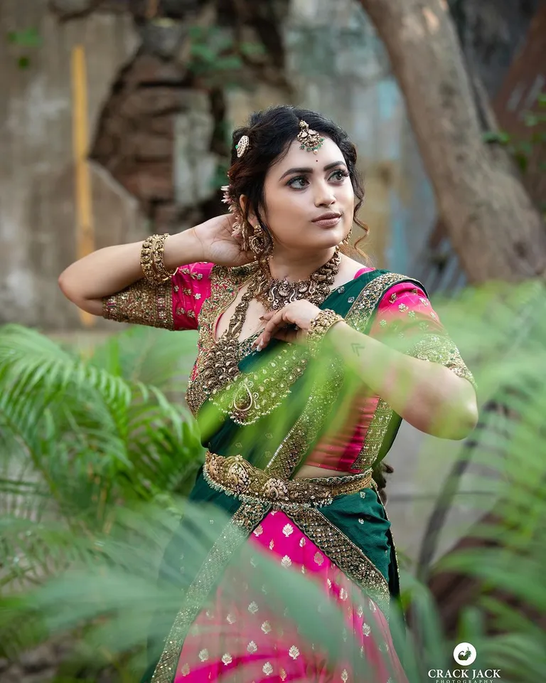 farina azad 