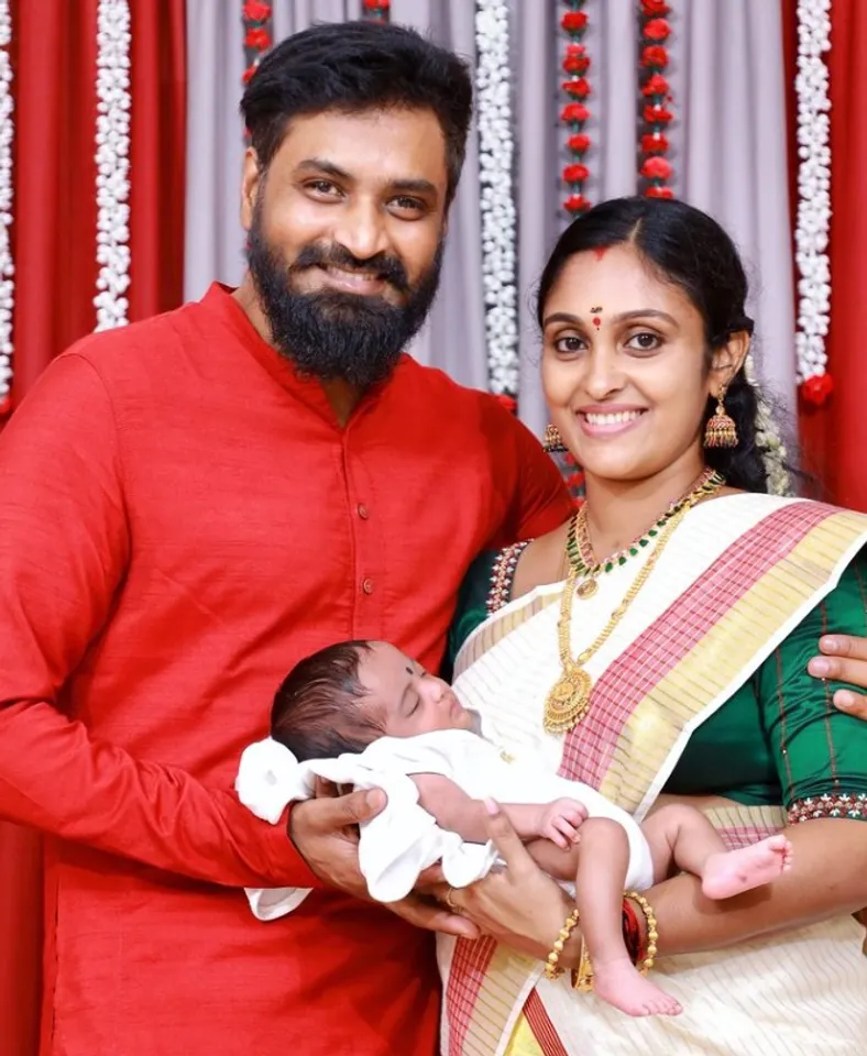 actor Senthil Sreeja couple love story