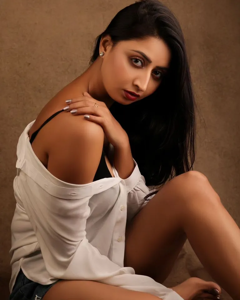 Actress shubharaksha
