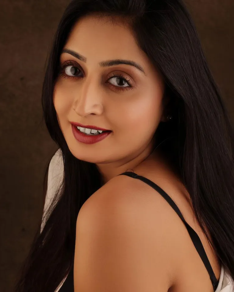 Actress shubharaksha