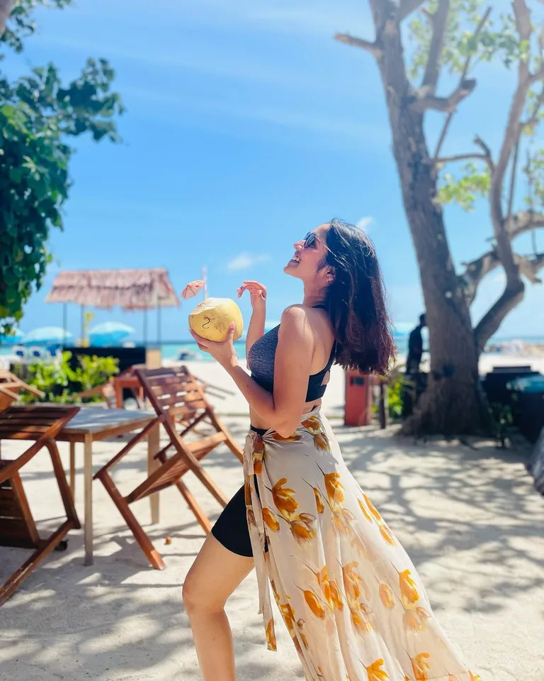 Anikha Suredndar (7)