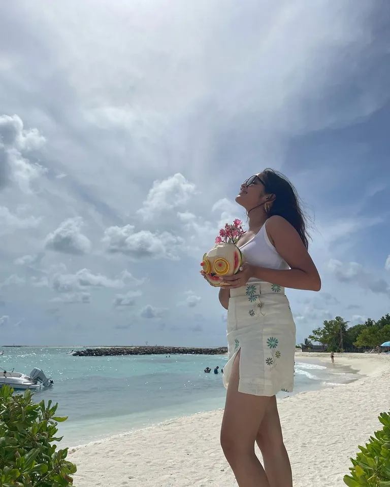 Anikha Suredndar (7)