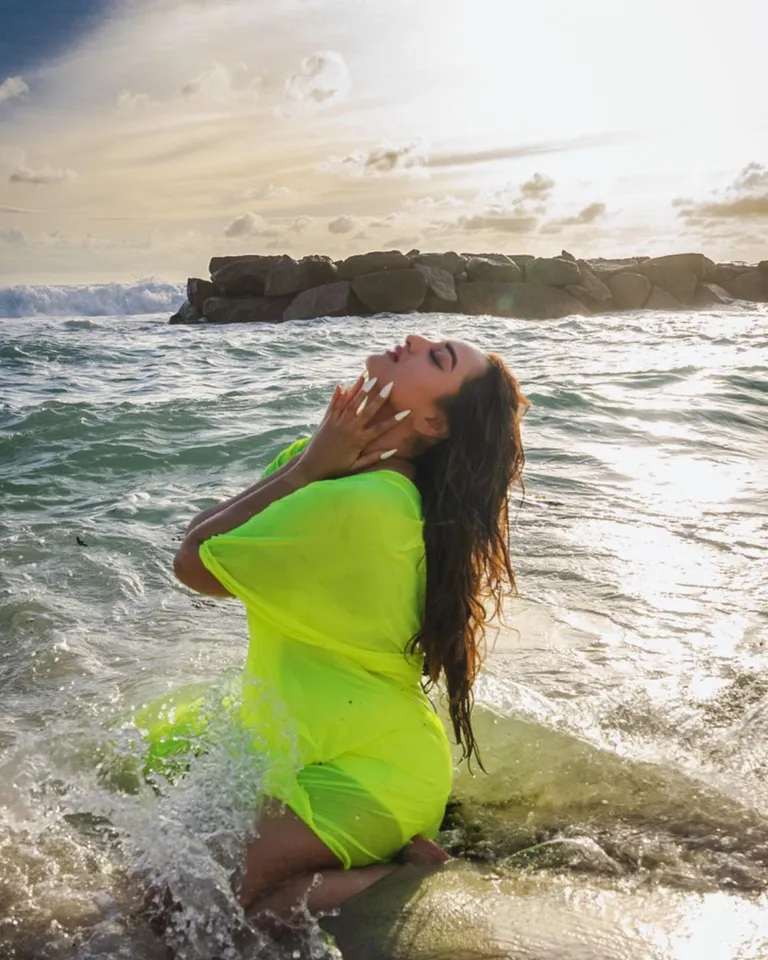 sonakshi