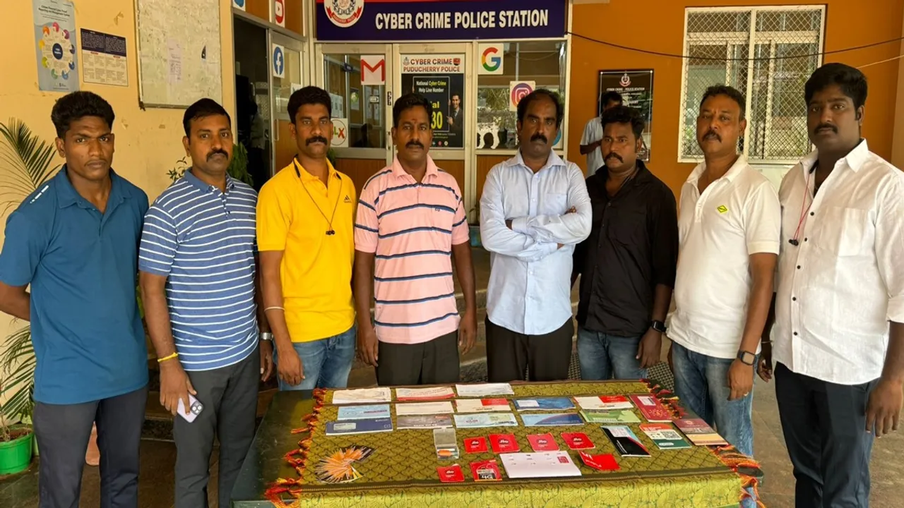 A Chennai youth was arrested for fraud through a cell phone app
