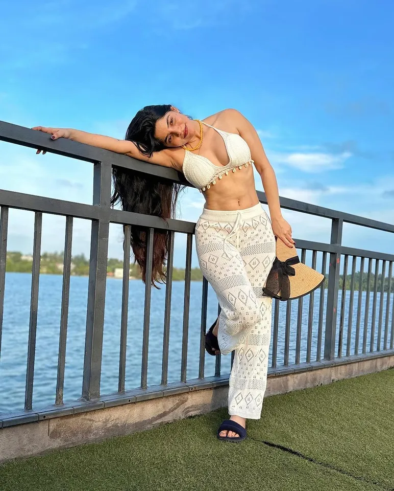 divya bharathi 