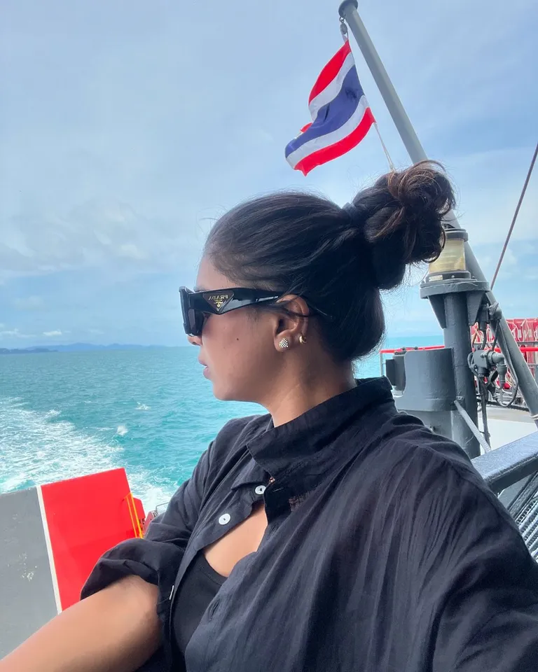 vj parvathy 