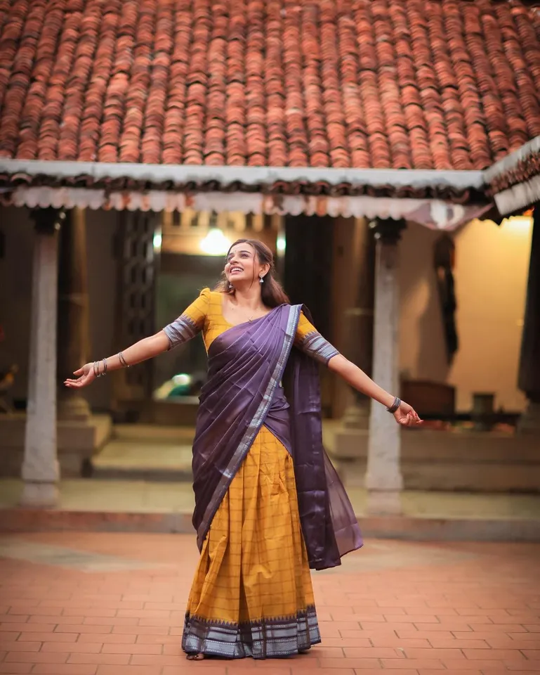 Divya Ganesh 