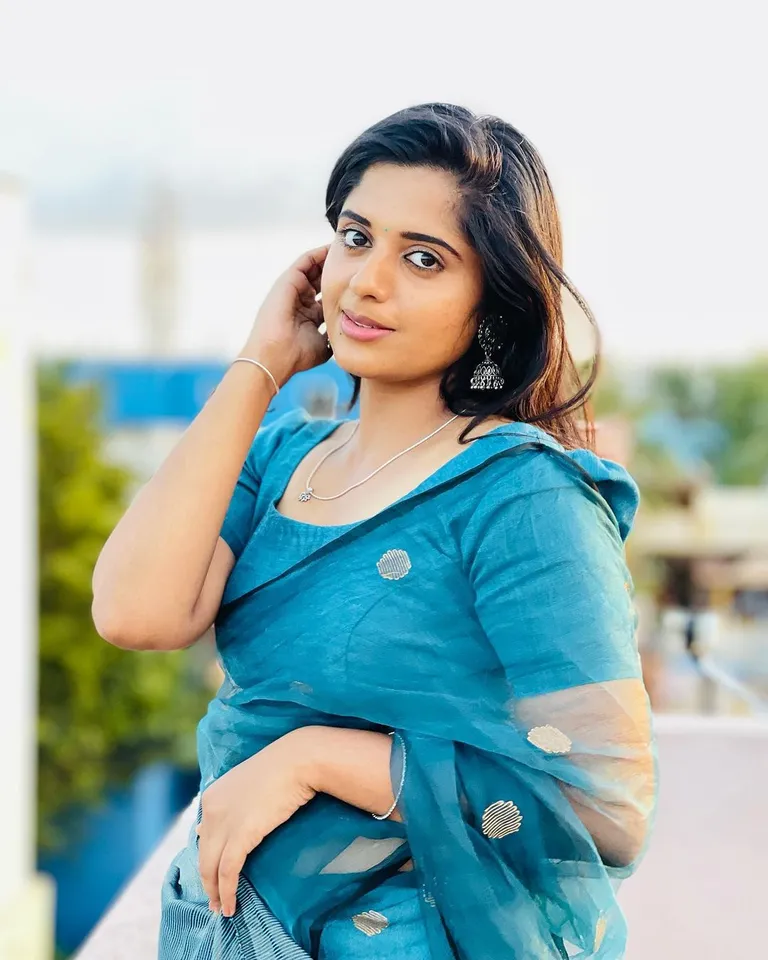 Ethirneechal Athirai