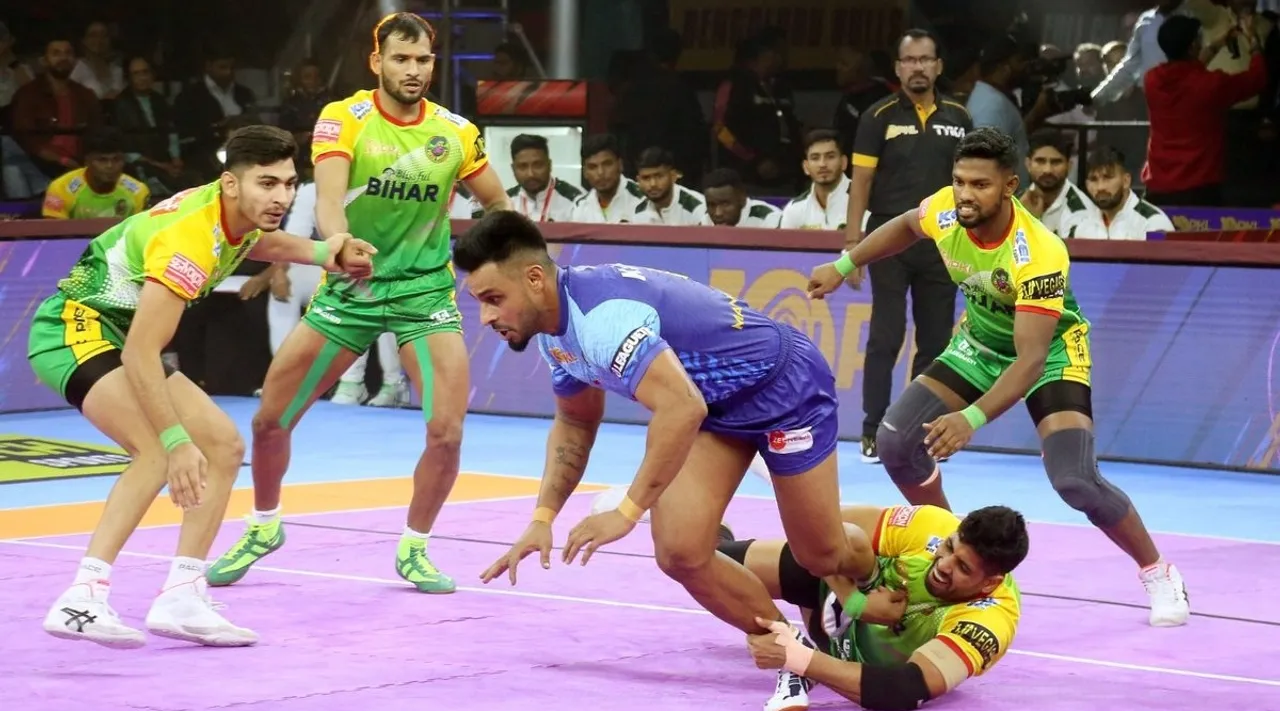 Patna Pirates vs Bengal Warriors and U Mumba vs Gujarat Giants PKL Season 10 match updates in tamil 