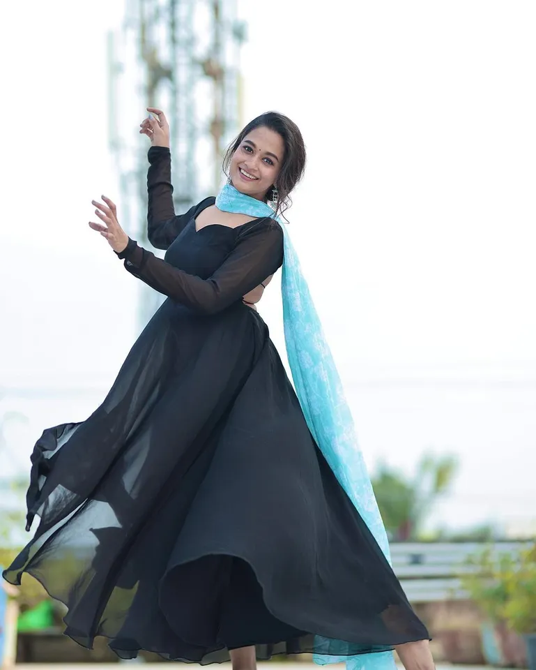 kaavya arivumani 