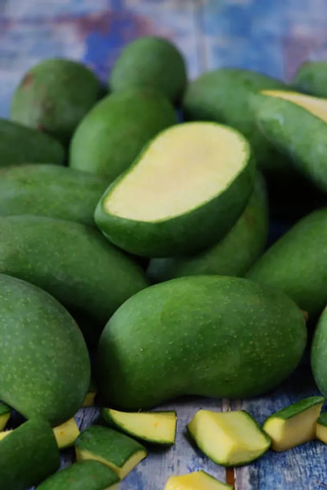 raw mango