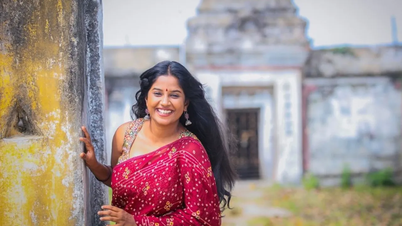 actress Gabriella Sellus new look is attracting fans