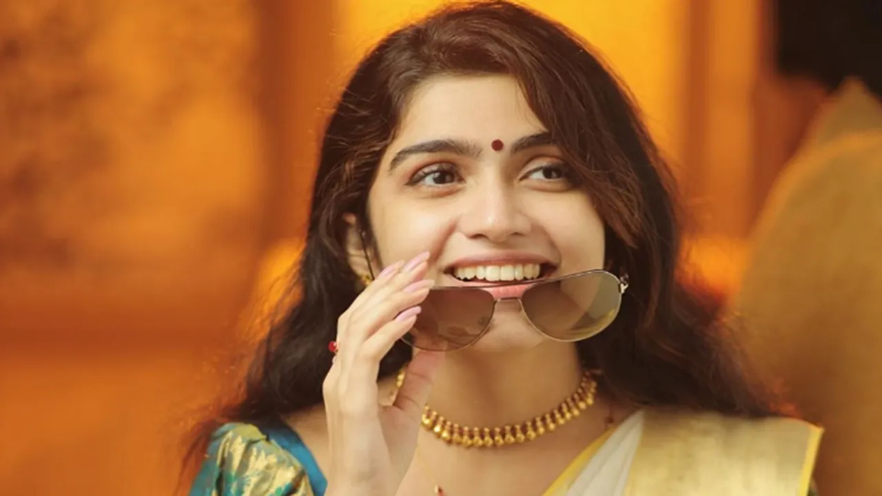 Manasa Radhakrishnan Photos