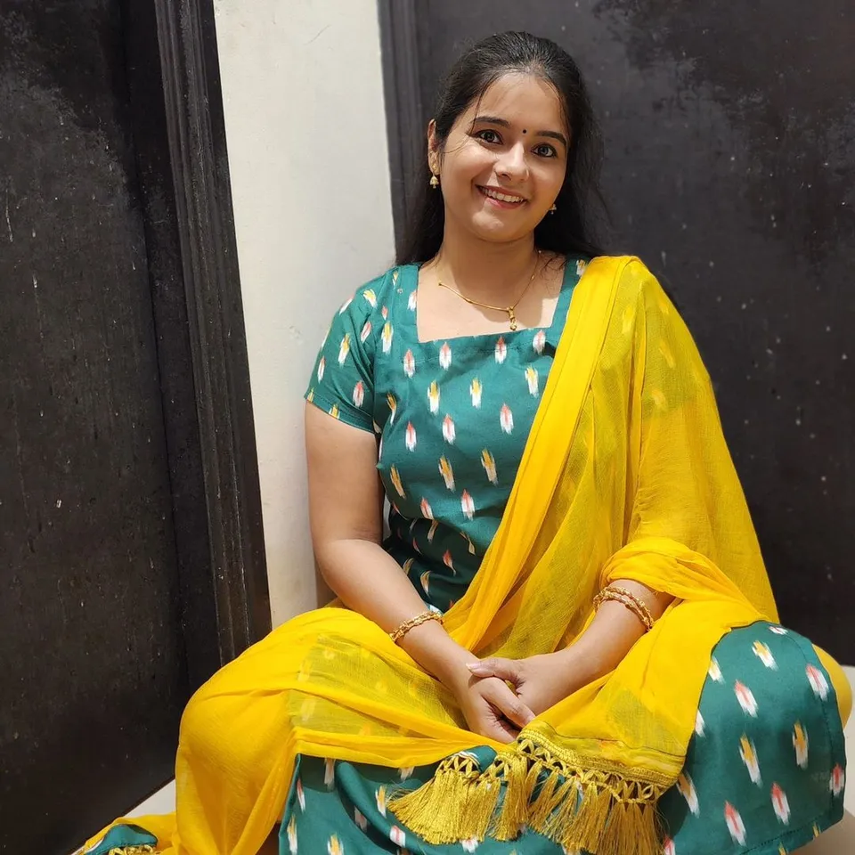ஏன் இவ்வளவு அழகா இருக்கீங்க... ஒரு ரசிகனின் கேள்வி: எதிர்நீச்சல் நடிகை ரீசன்ட் க்ளிக்ஸ்