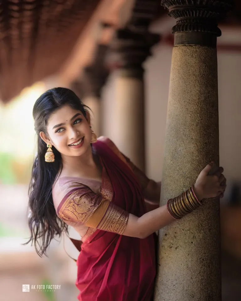 Bigg boss janany 