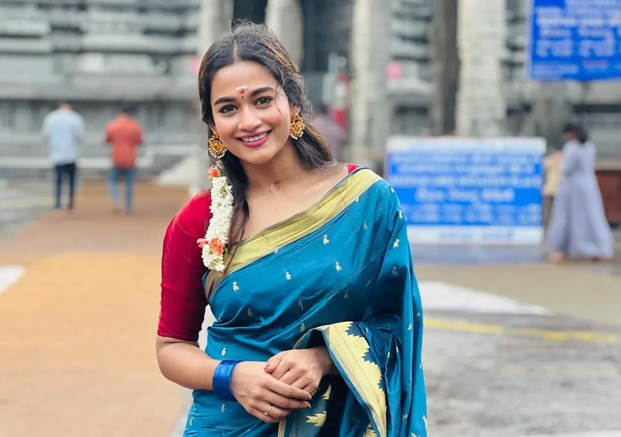 Kaavya instagram