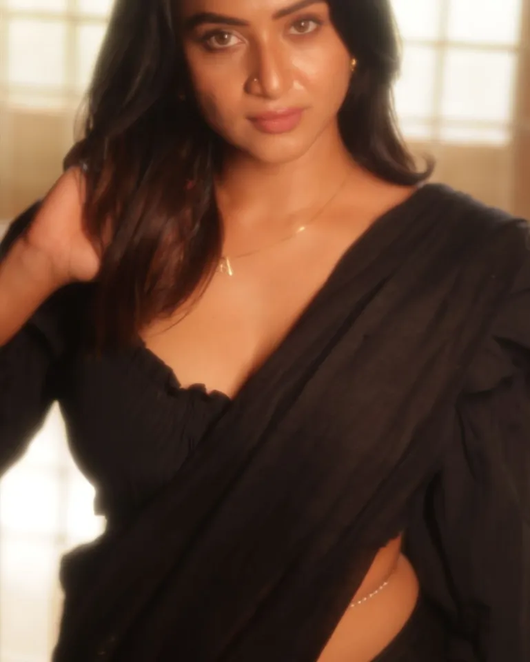 Janani ashok kUmar