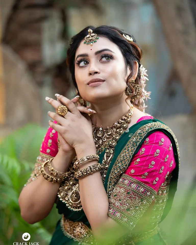 farina azad 