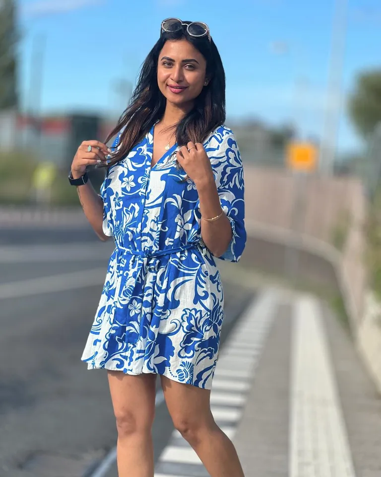 Janani Ash 