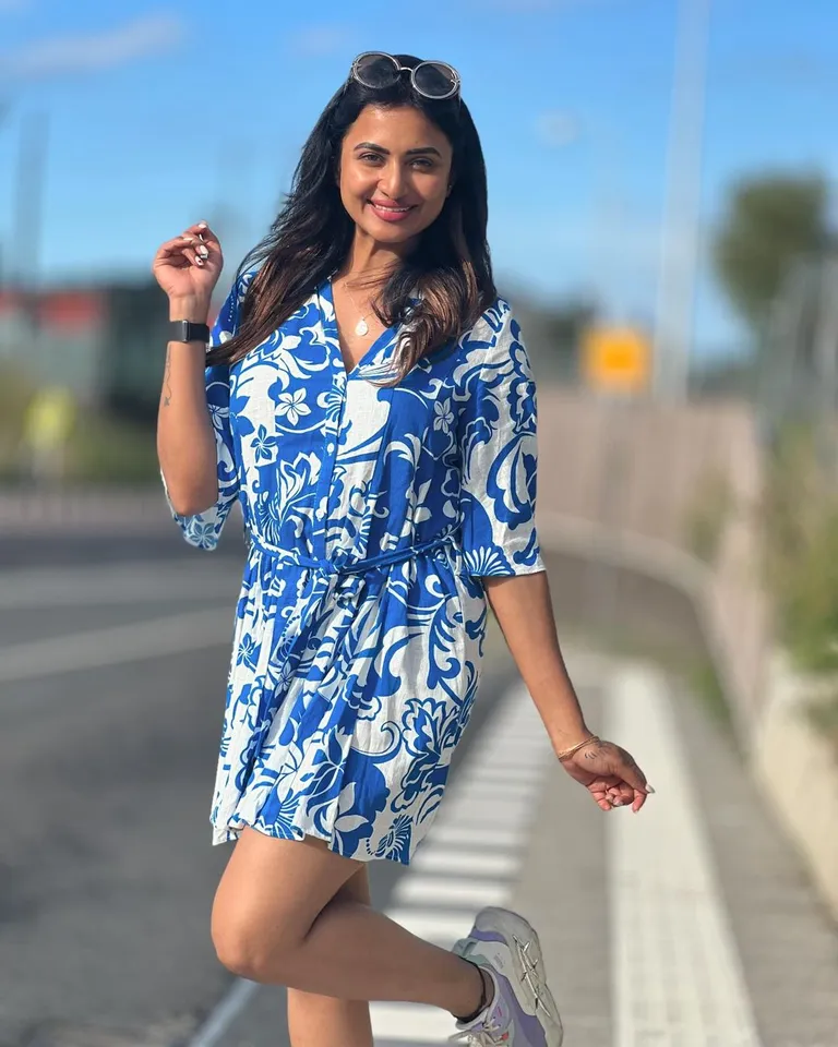 Janani Ash 